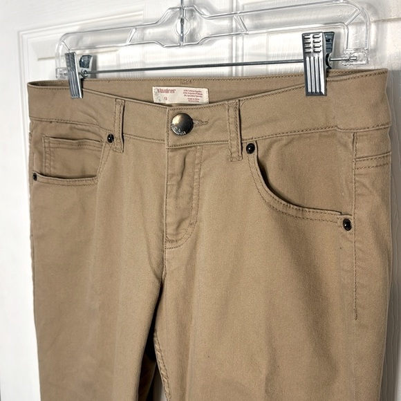 EUC No Boundaries Khaki Jeans - Picture 3 of 5